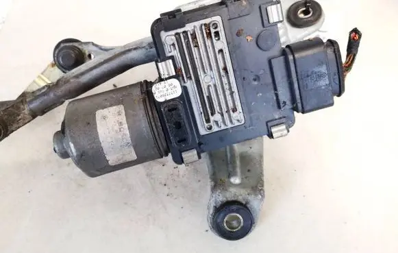 Volkswagen Phaeton Wiper motor