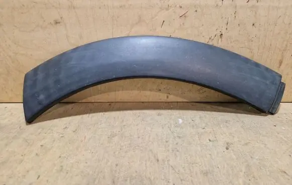 Front arch trim