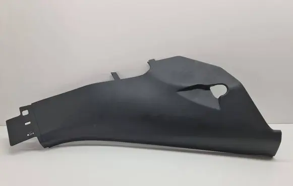 Porsche Cayenne (92A) (C) pillar trim 7P0867766D
