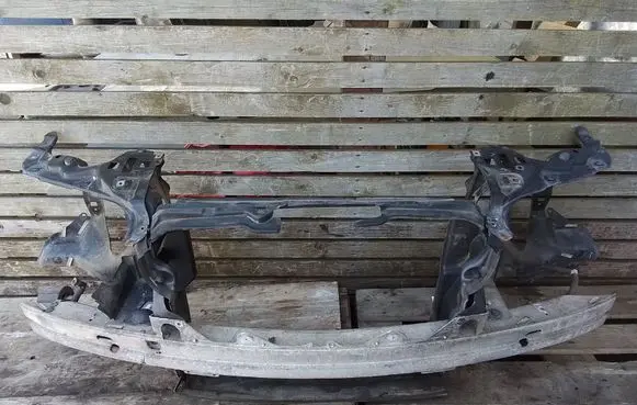 BMW 7 E65 E66 Radiator support slam panel