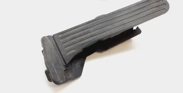 Skoda Octavia Mk2 (1Z) Accelerator throttle pedal 1K2721503M