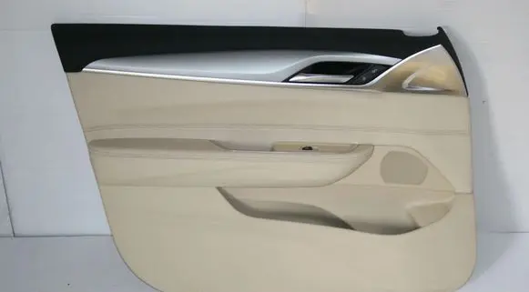 BMW 6 G32 Gran Turismo Front door card panel trim 