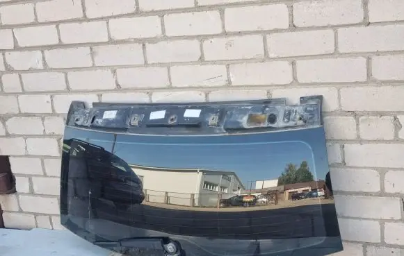 Volkswagen Touareg I Rear windscreen/windshield window 