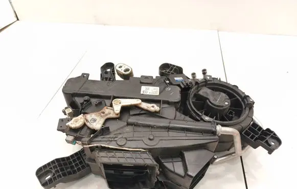 Toyota Sienna XL30 III Interior heater climate box assembly 8703008130 201101170909 AA4431701942