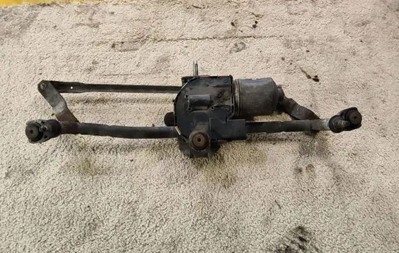 Skoda Octavia Mk2 (1Z) Front wiper linkage and motor 1397220503 0700564559