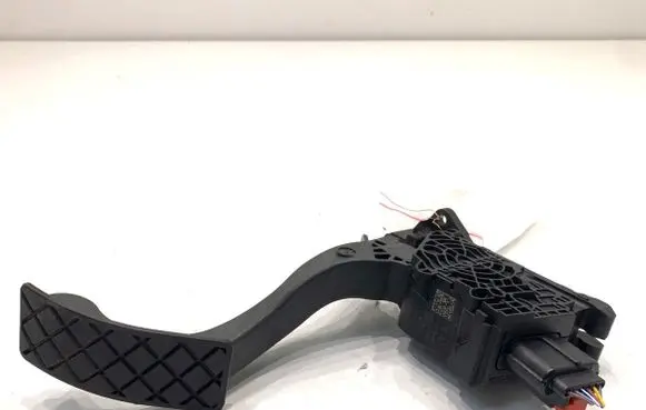 Skoda Kamiq Accelerator throttle pedal 2Q1723503