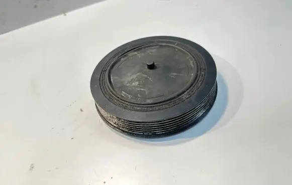 Ford Focus Crankshaft pulley 9654961080