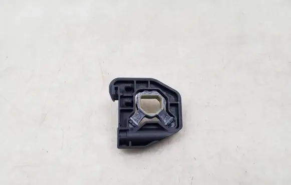 BMW i3 Radiator mount bracket 8620733