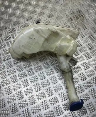 Mazda 3 I Windshield washer fluid reservoir/tank 860142721