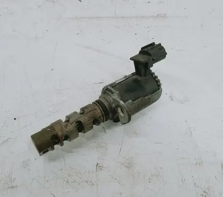 Toyota Avensis T250 Camshaft vanos timing valve 1533022030