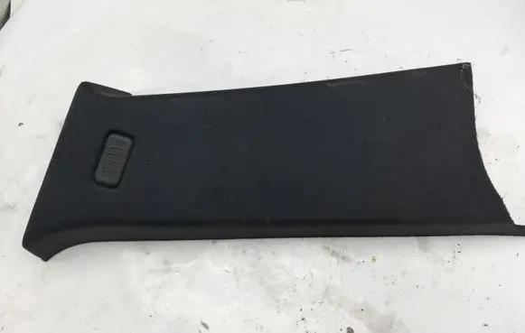 BMW X3 E83 (C) pillar trim 3330490