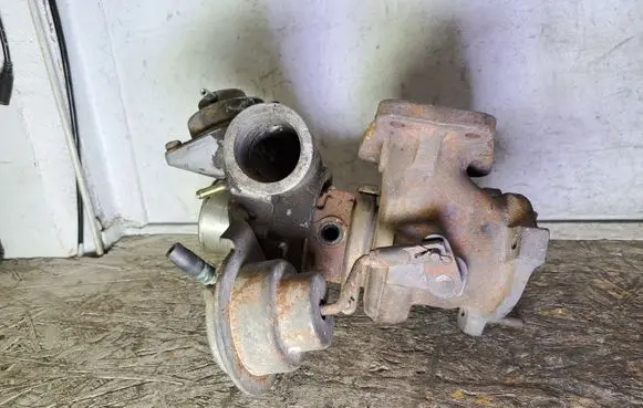 Volvo S40, V40 Turbo 4937706000 9240045 1275734