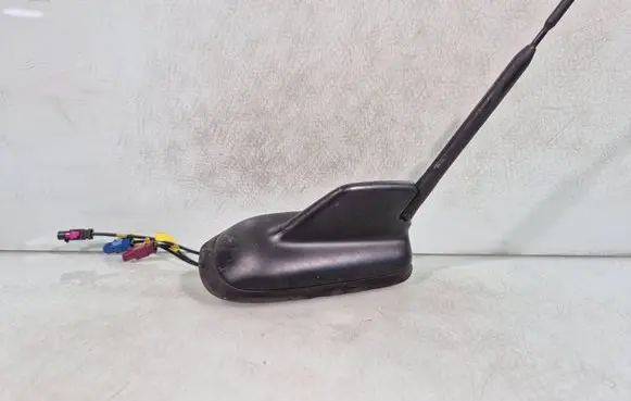 Volkswagen Golf Plus Aerial GPS antenna 6Q0035575B