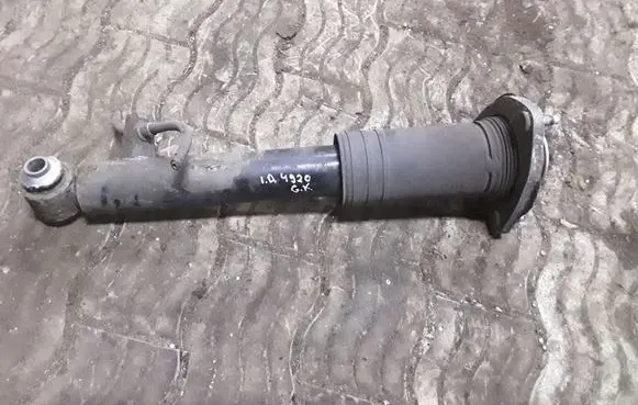 BMW X5 E70 Rear shock absorber/damper 3352678193101 33526781931 14941510