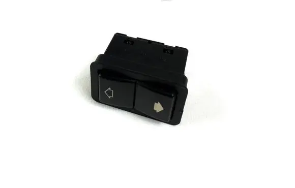 BMW 5 E39 Electric window control switch 8368974