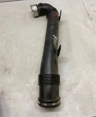 Intercooler hose/pipe