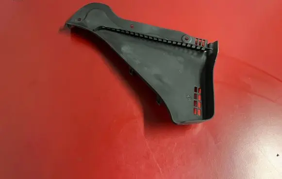 BMW 6 F06 Gran coupe Wiper trim 7216977 51717216977