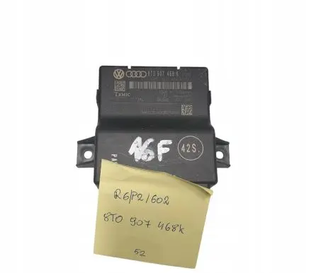 Audi A6 S6 C6 4F Gateway control module 8T0907468K