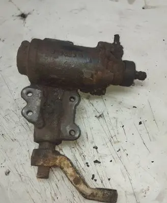 Opel Frontera A Steering rack 815084R
