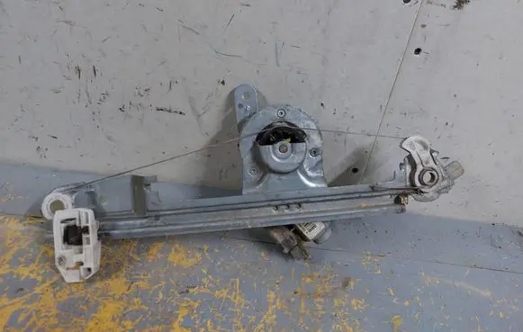 Renault Scenic II - Grand scenic II Rear door window regulator with motor 7374A