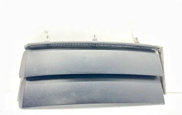 Land Rover Range Rover L322 Fender grill 51137026900