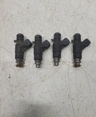 Fuel injectors set