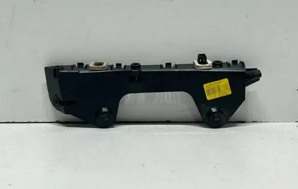 Renault Clio V Rear bumper mounting bracket 850449312R 065418