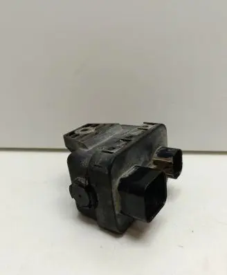 Fiat Fiorino Glow plug pre-heat relay 55226659 07JA R416J