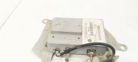 Jeep Patriot Antenna control unit P05064260AE AA0657A3824