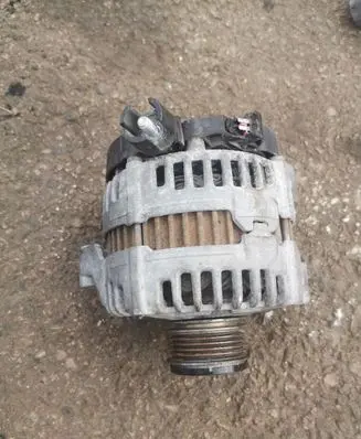 Volvo V50 Generator/alternator 0121615014 30773111