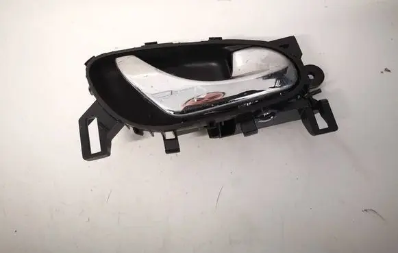 Nissan X-Trail T32 Front door interior handle 