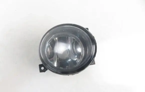 Volkswagen Golf V Front fog light