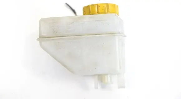 Jaguar XF X250 Brake fluid reservoir