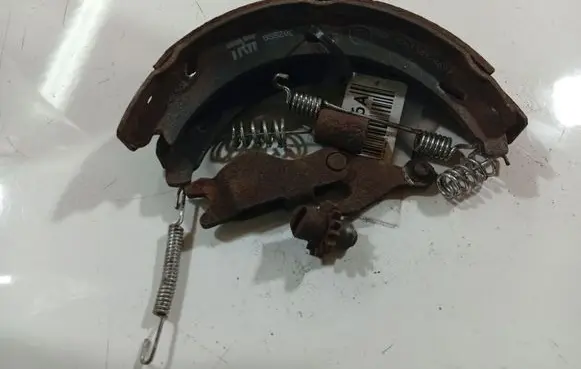 Mercedes-Benz B W245 Handbrake/parking brake pads 