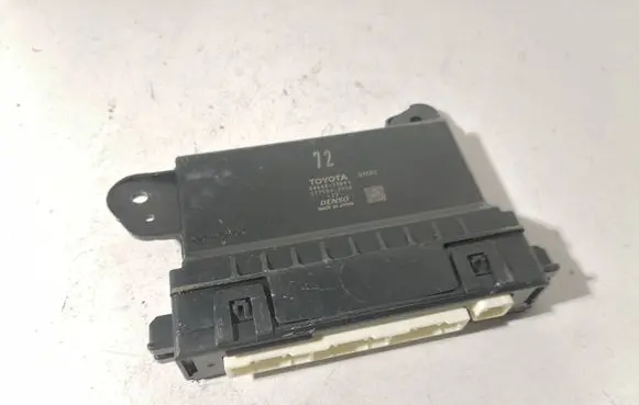 Lexus ES 250 - 300 - 330 Other control units/modules 8865033091 2775003950
