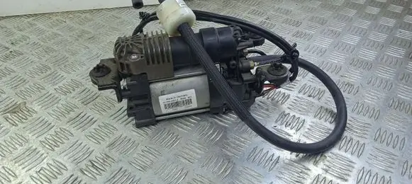 Maserati Levante Air suspension compressor/pump 