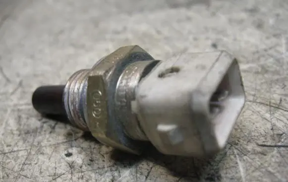 Coolant temperature sensor