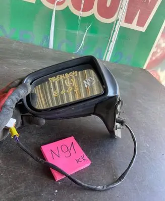 Mazda Premacy Front door electric wing mirror E13020089 E13010089 1H512