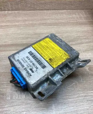 Mazda 323 Airbag control unit/module BC1M57K30 12192601