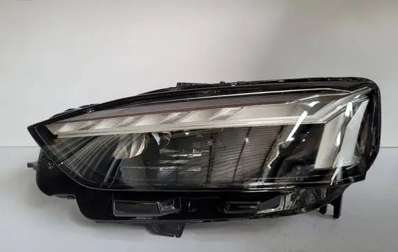 Audi A5 Headlight/headlamp 8W6941039