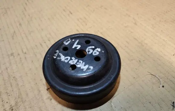 Jeep Cherokee XJ Water pump pulley 