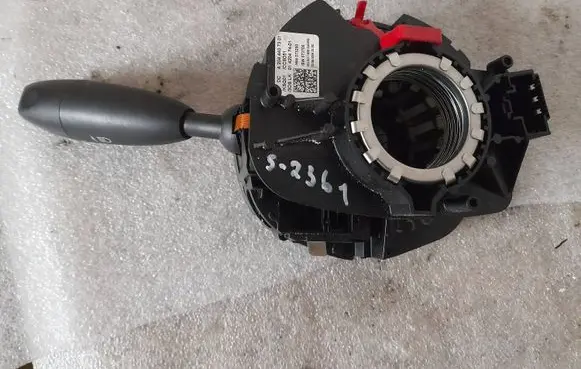 Mercedes-Benz C W204 Indicator stalk a2044407301 2044407301