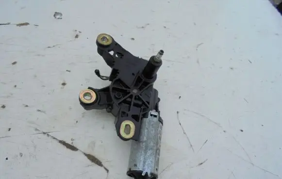 Seat Leon (1M) Rear window wiper motor