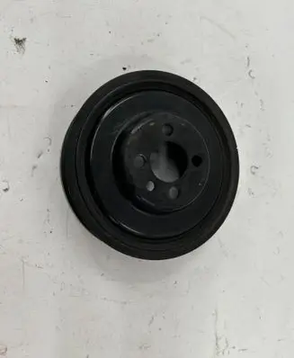 Volkswagen Golf VI Crankshaft pulley 038105243M