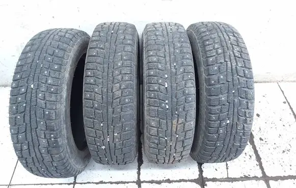 Volkswagen Golf II R15 winter/snow tires with studs MARANGONI 4ICE 18565R15