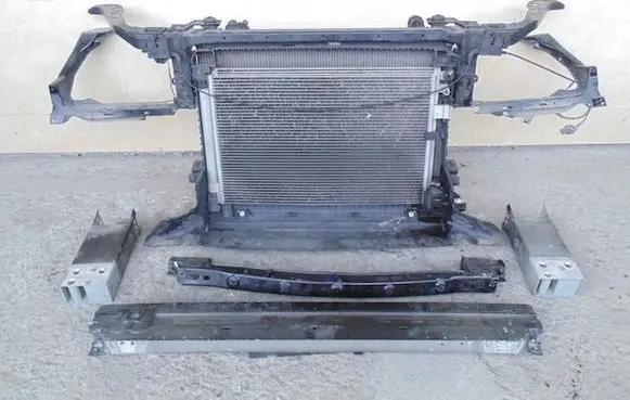 Jaguar F-Pace Radiator support slam panel