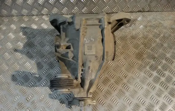 Mercedes-Benz E AMG W213 Rear differential A2133507816 A2053501200 A2053510005