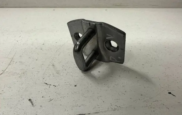 BMW X4 F26 Rear door lock loop/hook striker 731254 10956 07452