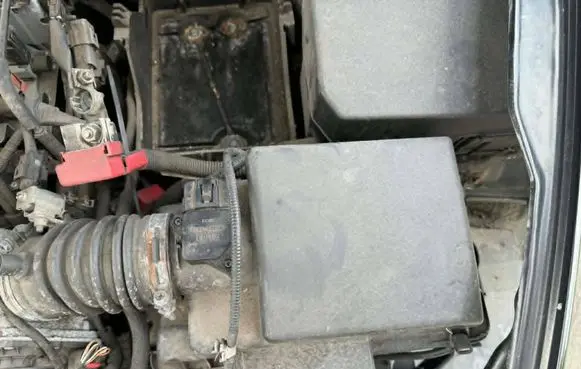 Mazda 6 Air filter box