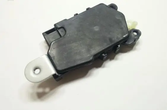 Subaru Forester SG Rear lock motor 61100AE011 61100AE